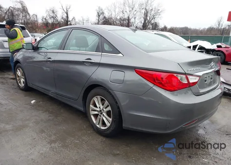 2013 Hyundai Sonata Gls z USA, uszkodzony, nr VIN 5NPEB4AC8DH719277
